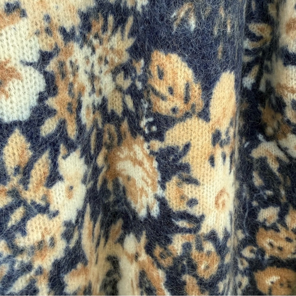Sezane Blue and Cream Floral Crewneck Sweater - Picture 4 of 9